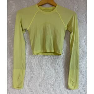 Lululemon Swiftly Tech 2.0 Long Sleeve Neon Green Yellow Crop Top Thumbholes 2**